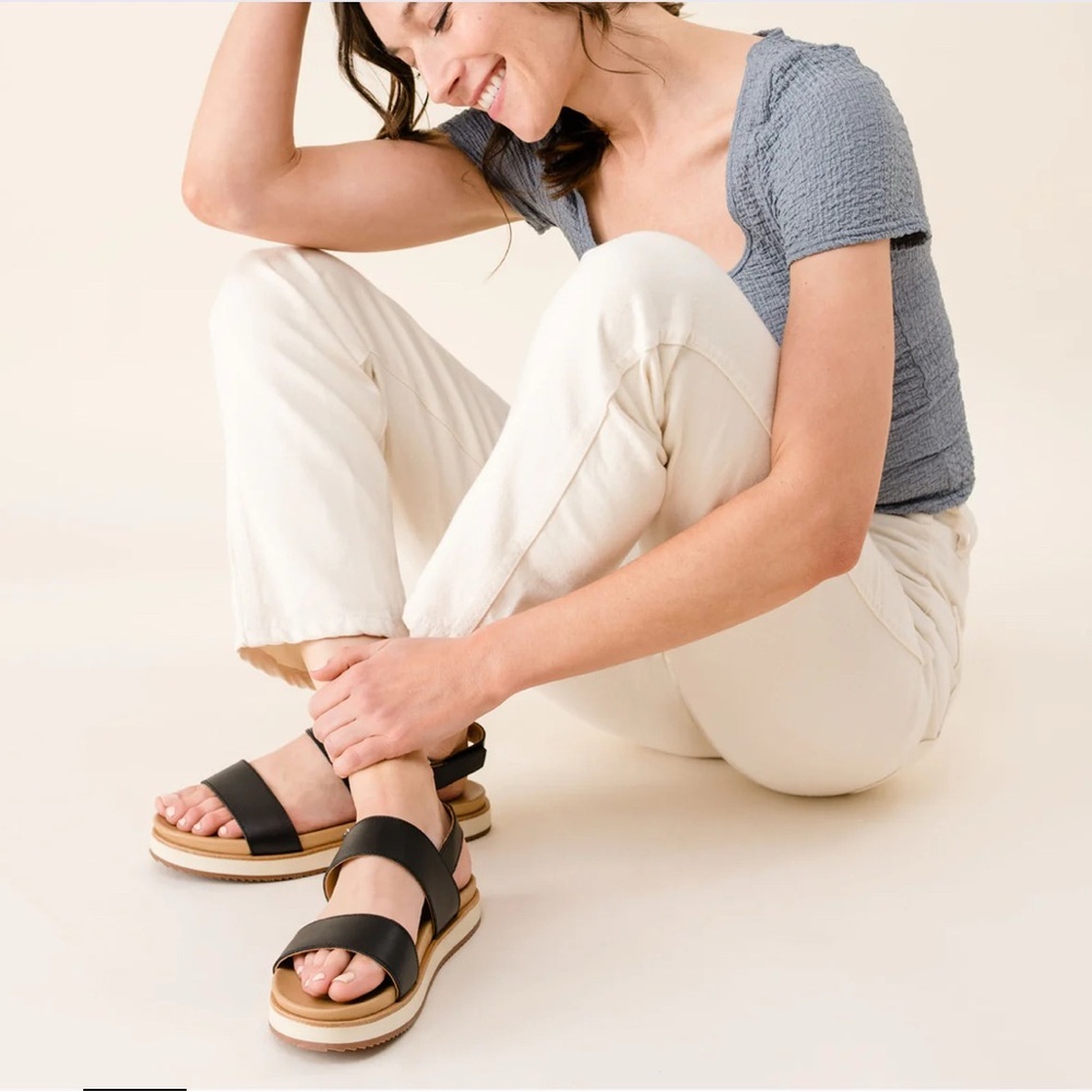 Women's Black Platform Sandals - Comfortable Everyday Straps